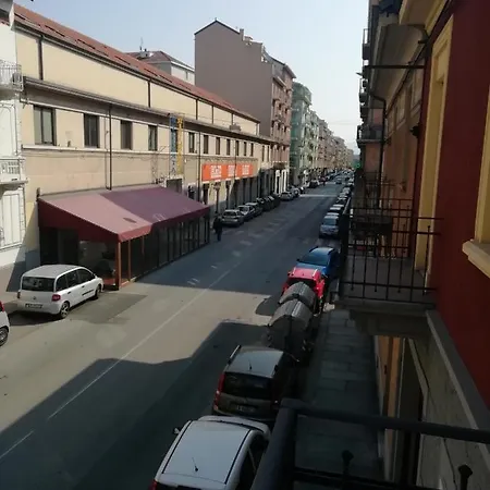 Casa Bumbunin, Spazioso Trilocale Tra Metro E Politecnico *